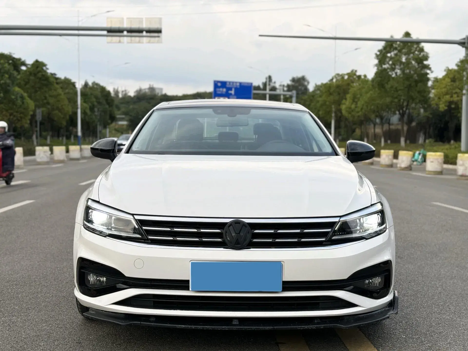 2021 VOLKSWAGEN LAMANDO thumbnail 2