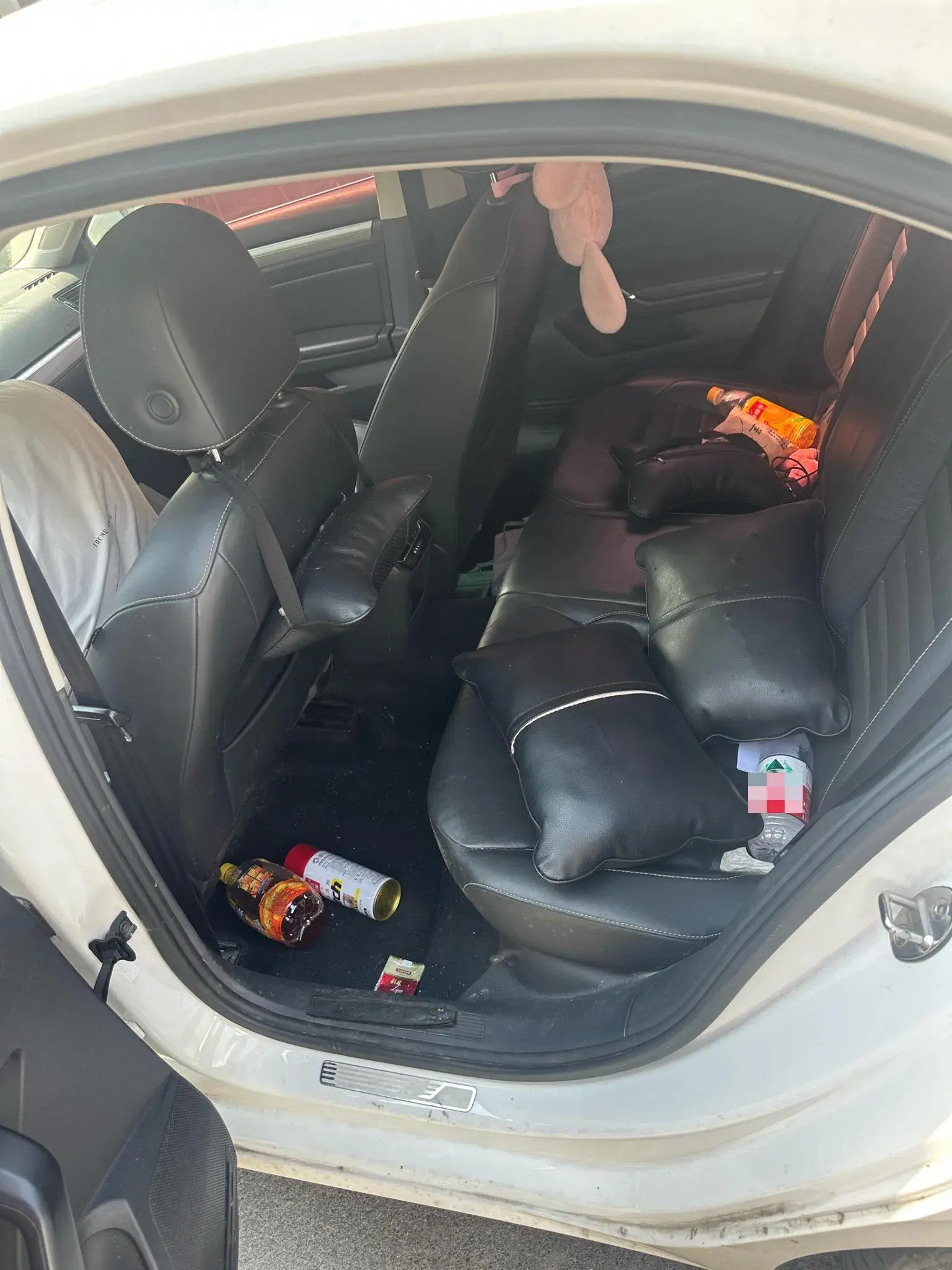 2018 VOLKSWAGEN LAMANDO thumbnail 3