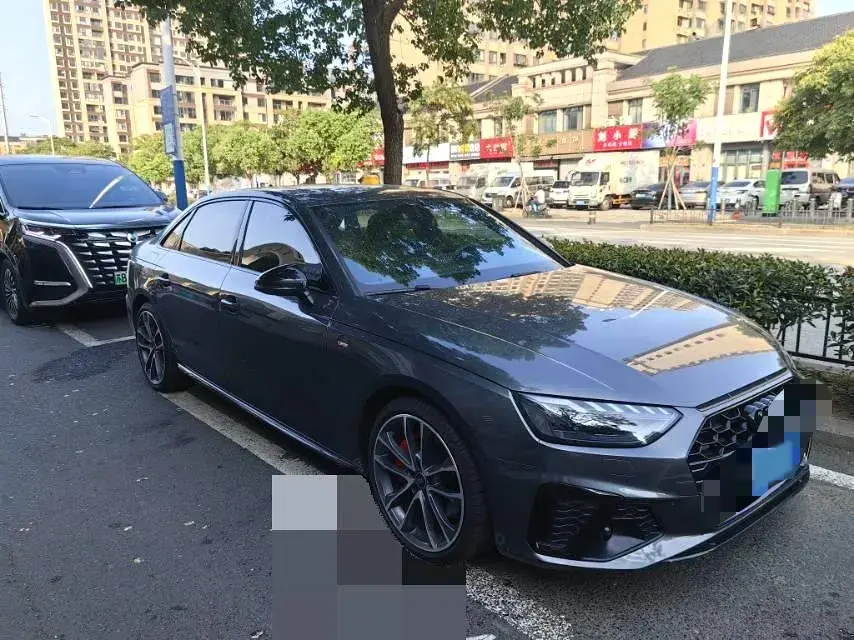 2024 AUDI A4L thumbnail 4