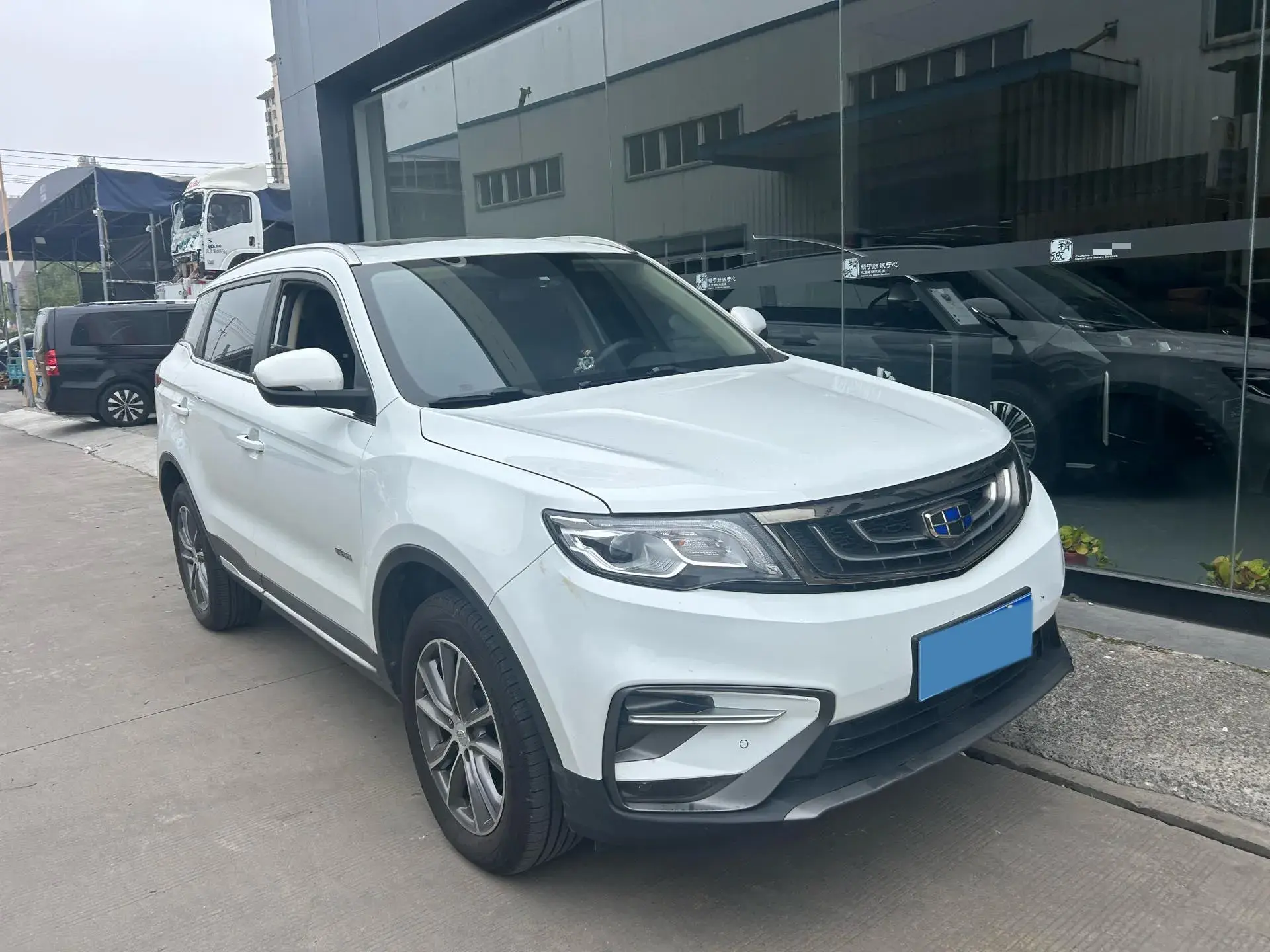 2020 GEELY AZKARRA thumbnail 3