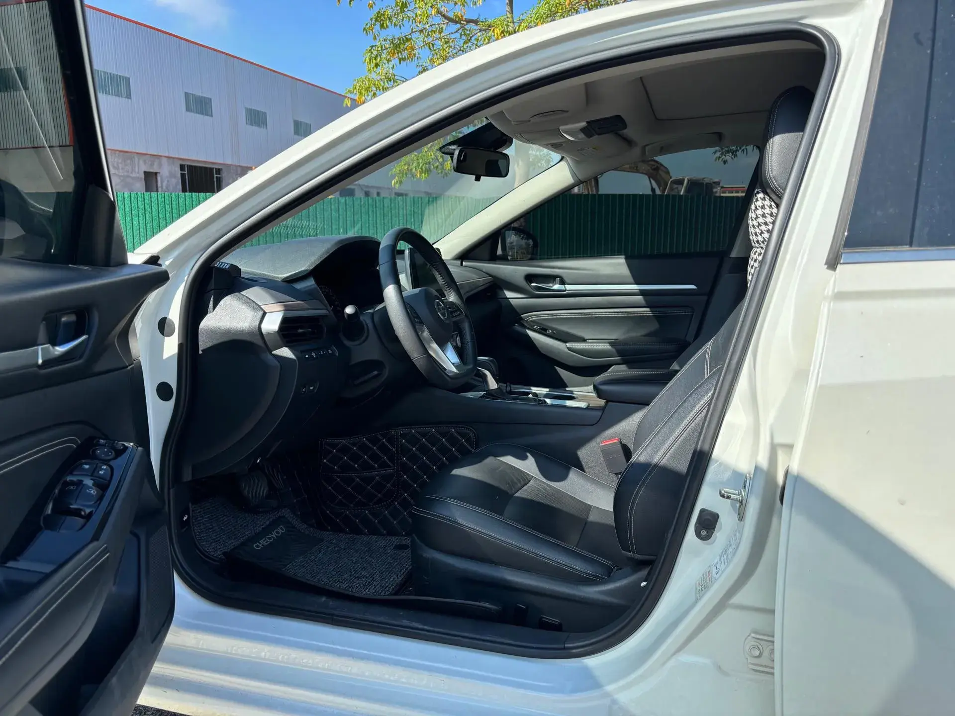 2021 NISSAN TEANA thumbnail 4