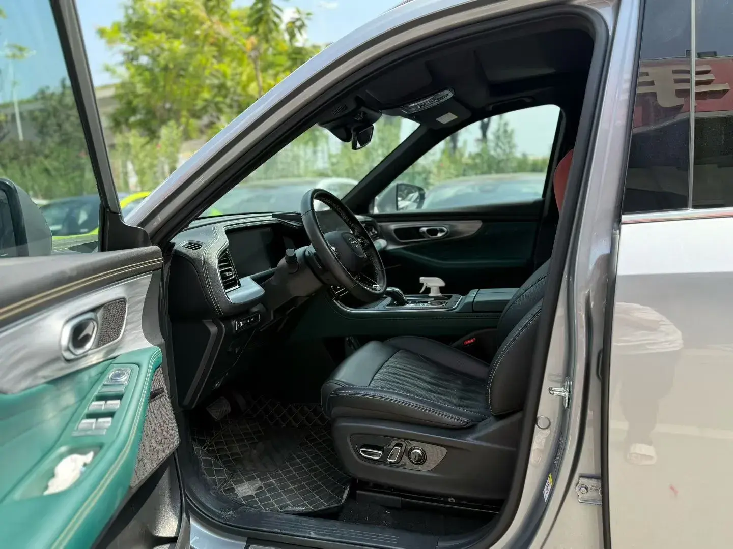 2022 GAC TRUMPCHI thumbnail 3