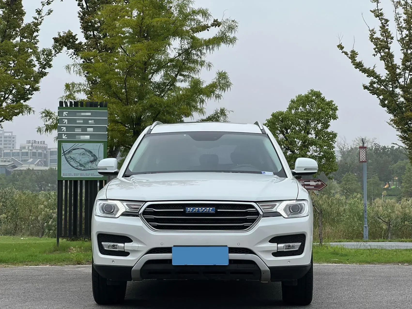 2017 HAVAL H7 thumbnail 2