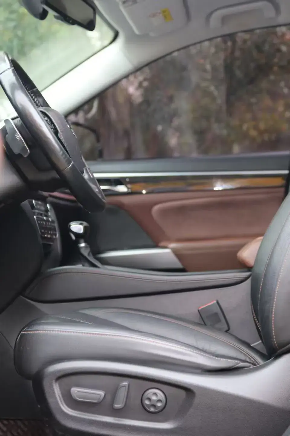 2017 GAC TRUMPCHI thumbnail 4