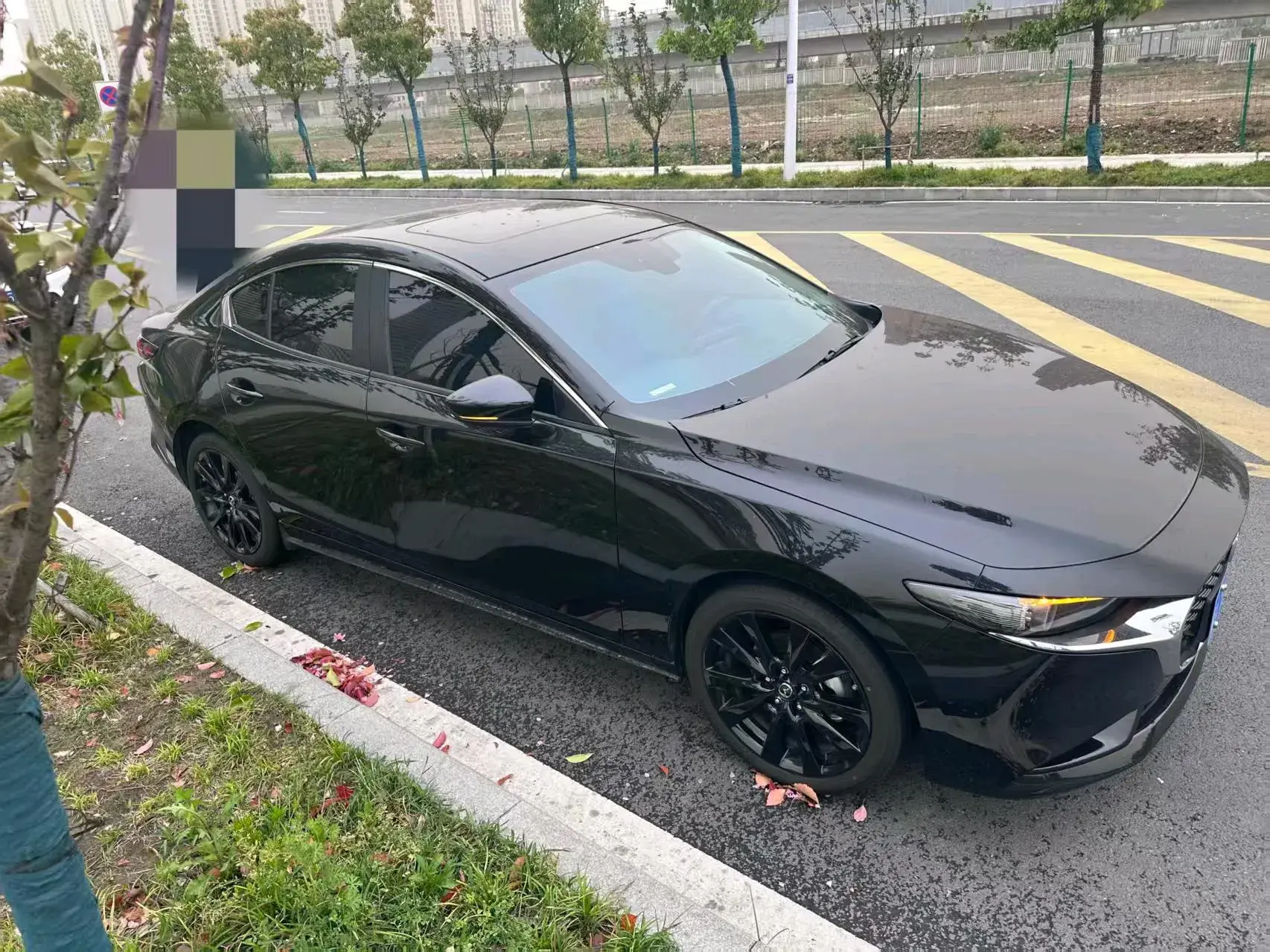 2023 MAZDA 3 thumbnail 2