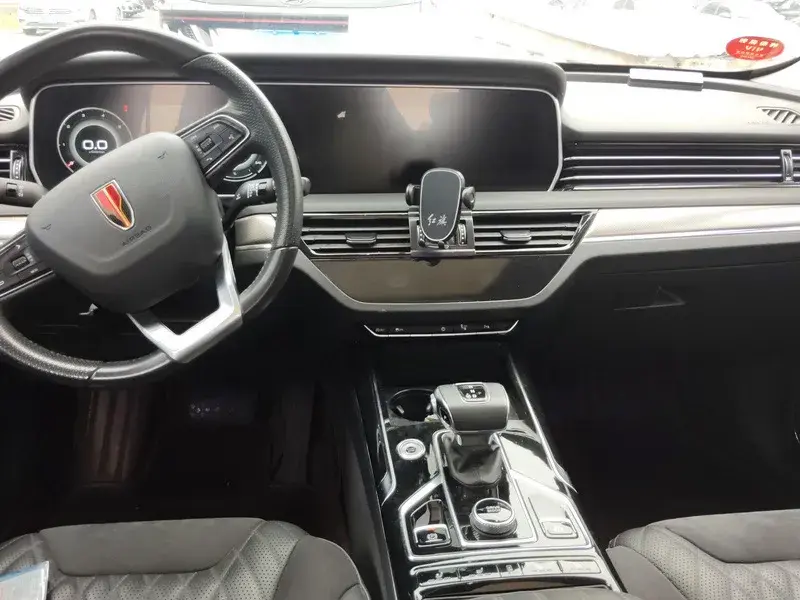 2022 HONGQI HS5 thumbnail 2