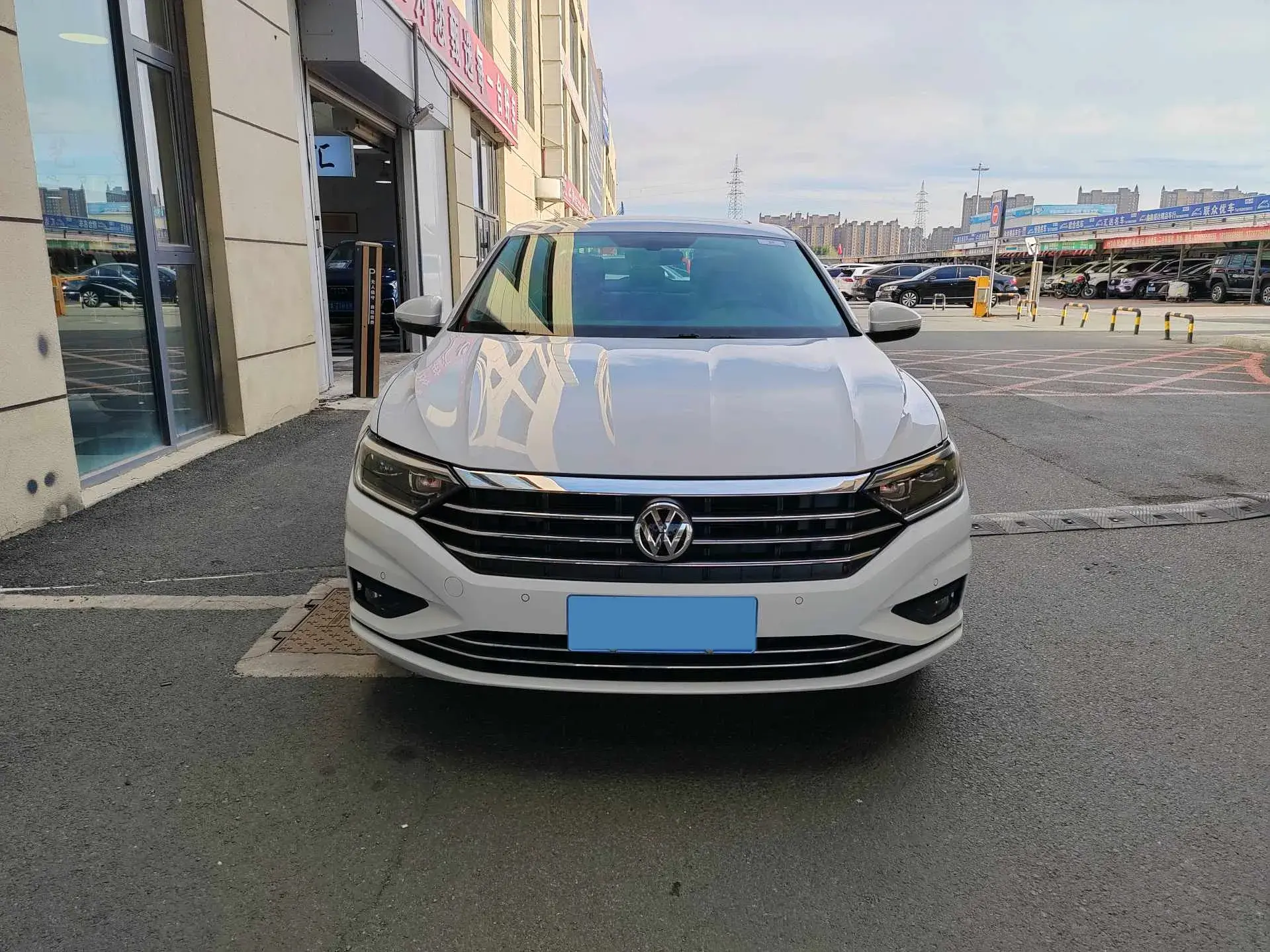 2020 VOLKSWAGEN SAGITAR thumbnail 2