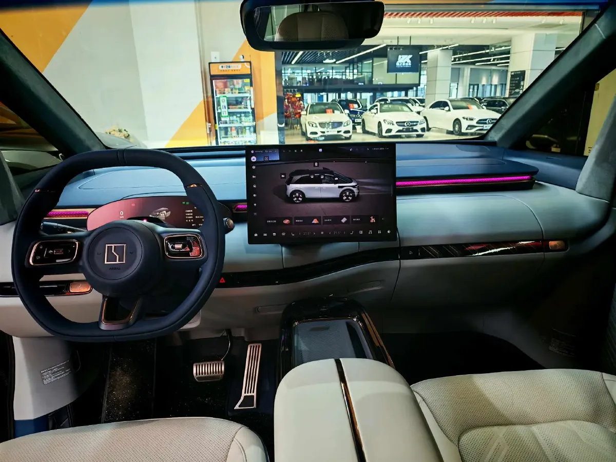 2025 Zeekr MIX BEV 102KWH,autocango,china used car exporter,china ev exporter,chinese used car exporter,chinese used ev exporter