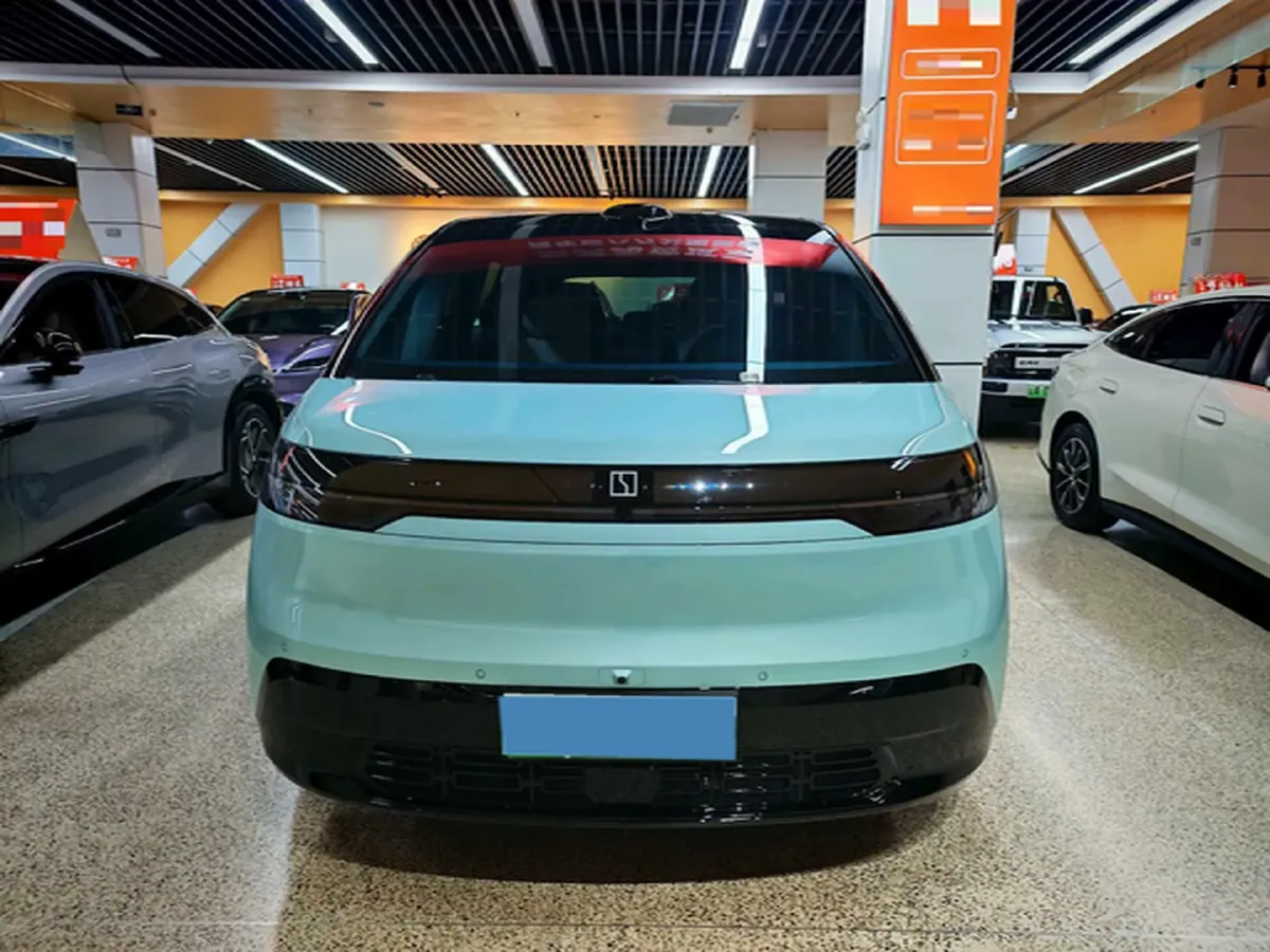 2025 Zeekr MIX BEV 102KWH,autocango,china used car exporter,china ev exporter,chinese used car exporter,chinese used ev exporter