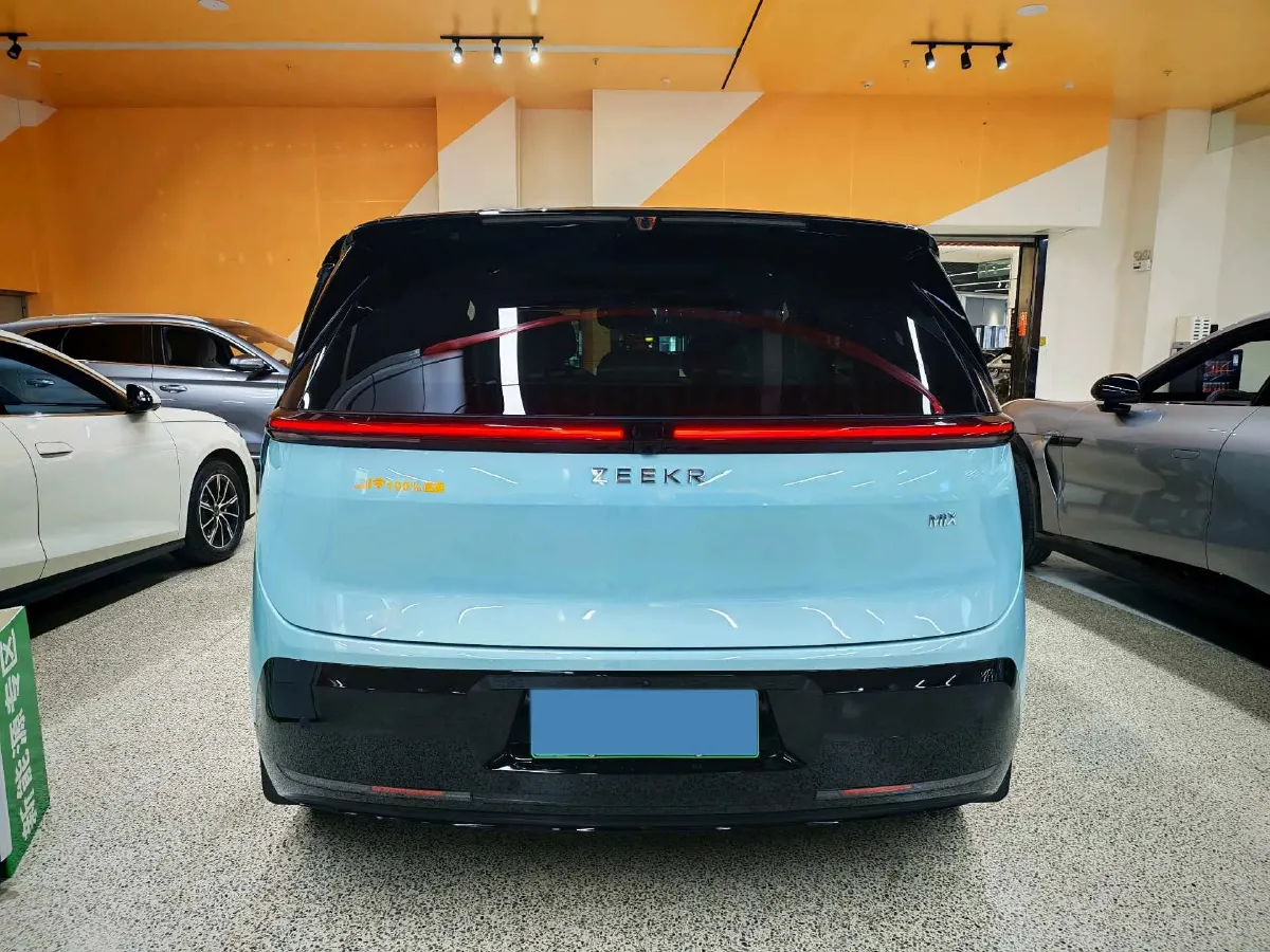 2025 Zeekr MIX BEV 102KWH,autocango,china used car exporter,china ev exporter,chinese used car exporter,chinese used ev exporter