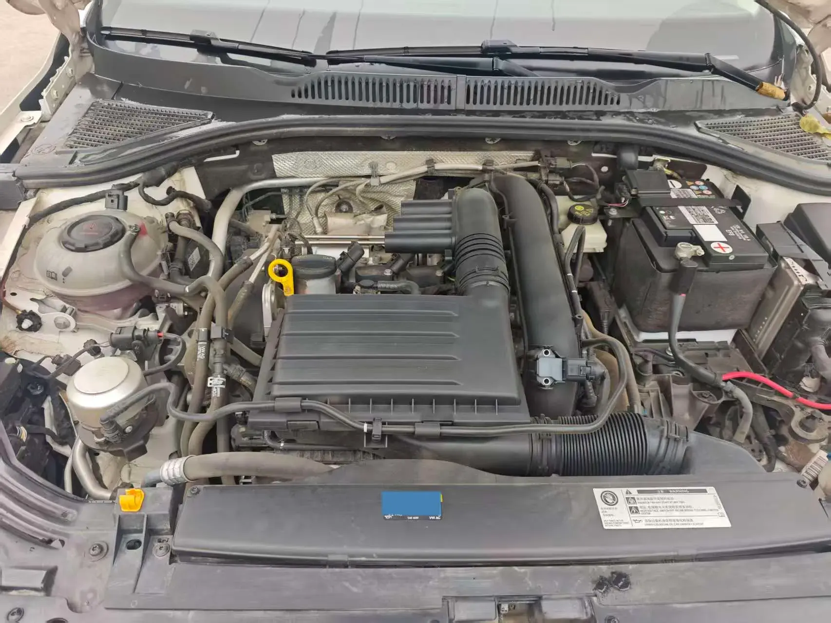 2022 VOLKSWAGEN LAVIDA thumbnail 3