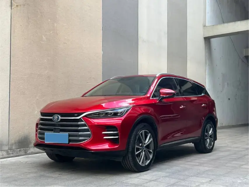 2018 BYD TANG view 1