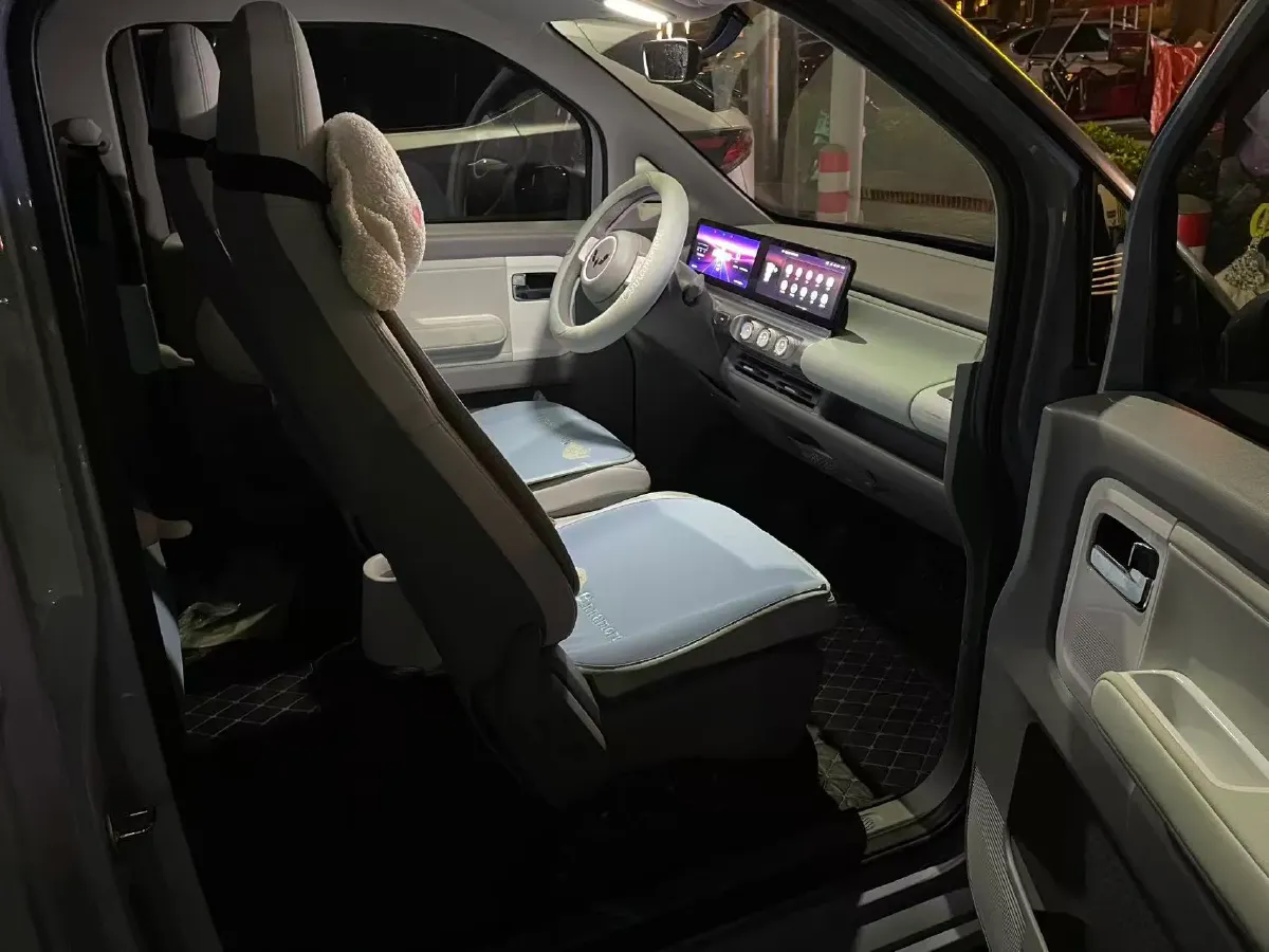 2023 WuLing Air ev BEV 26.7KWH,autocango,china used car exporter,china ev exporter,chinese used car exporter,chinese used ev exporter