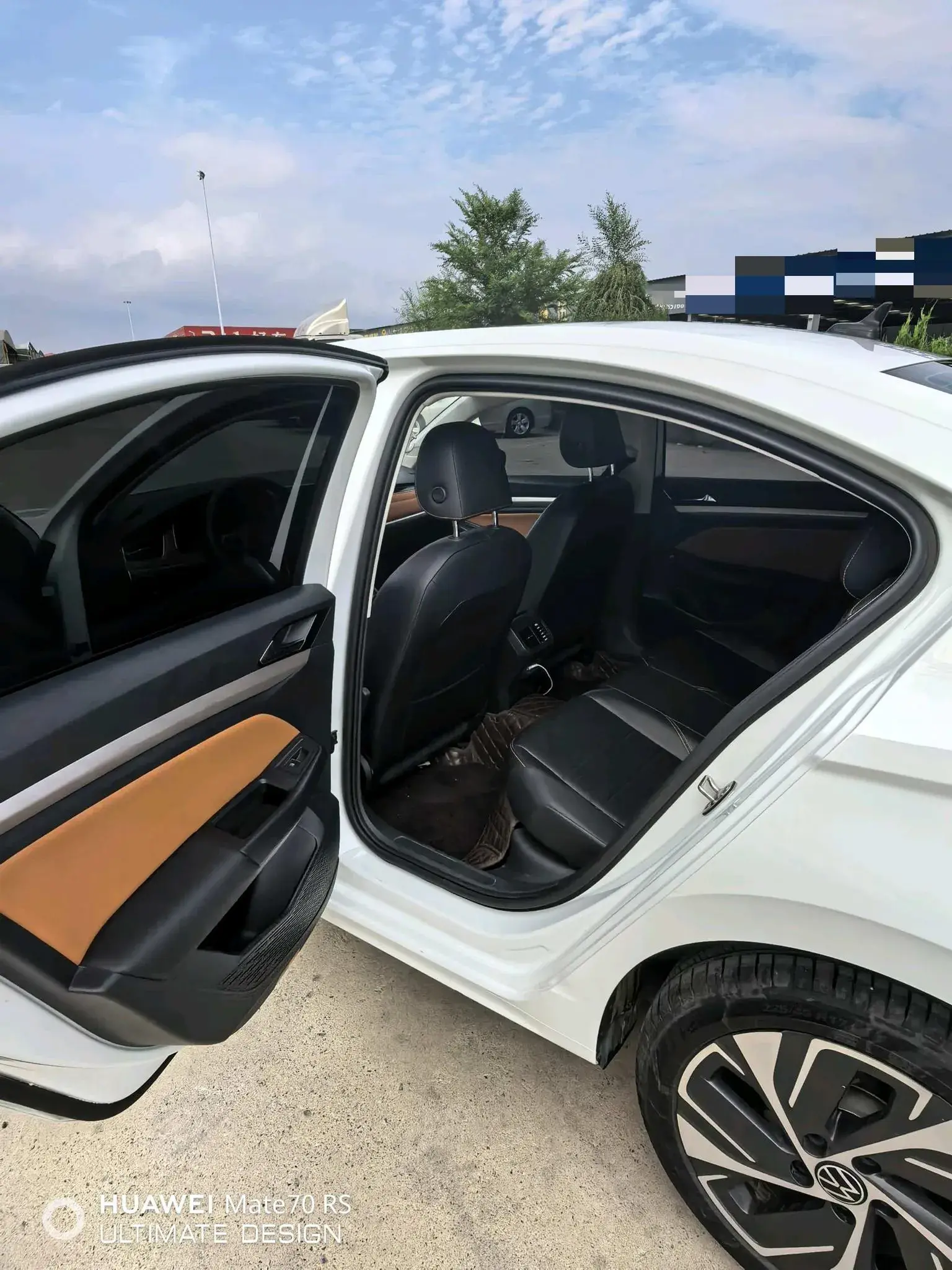 2023 VOLKSWAGEN BORA thumbnail 4