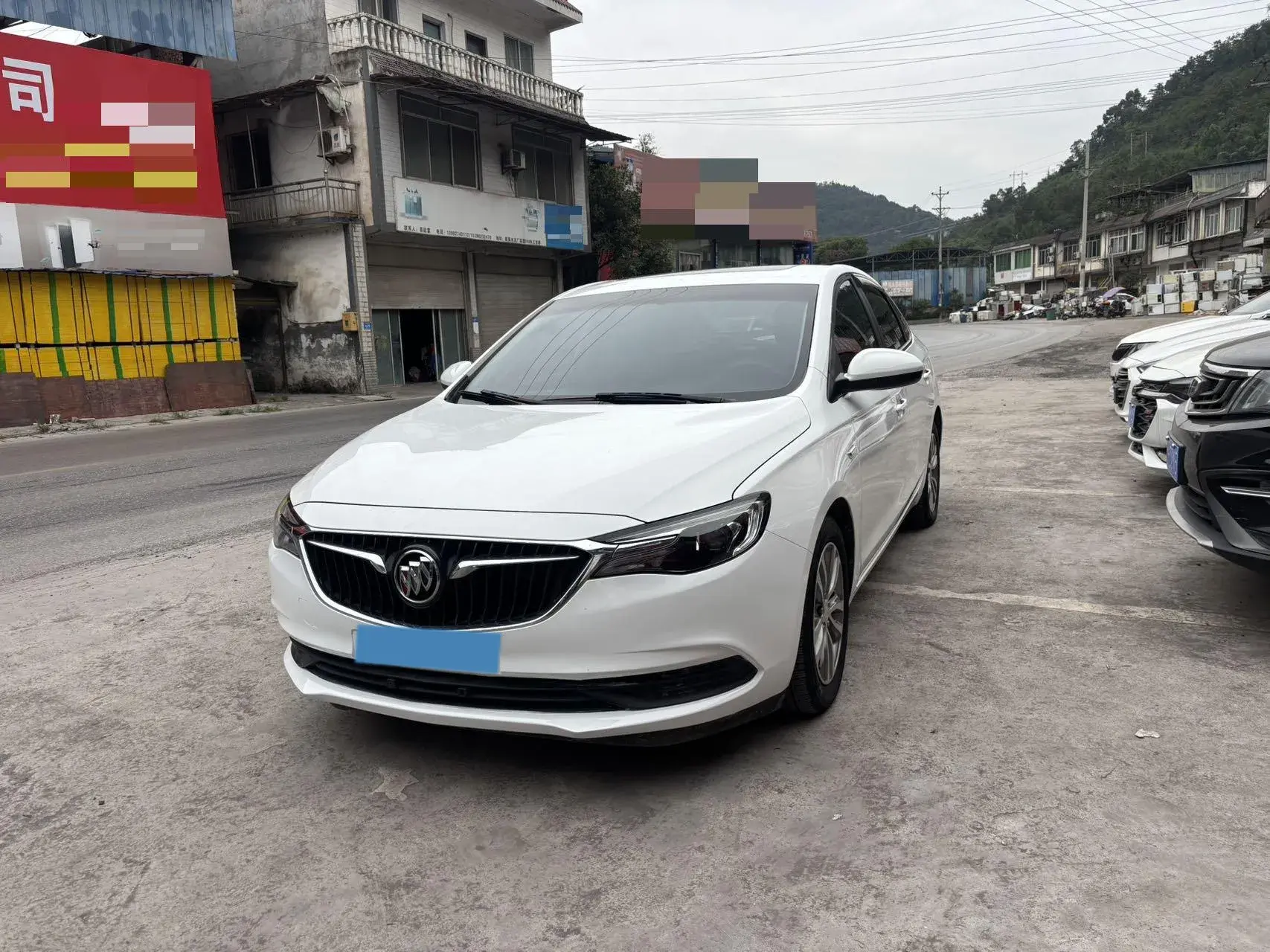 2021 BUICK EXCELLE view 1