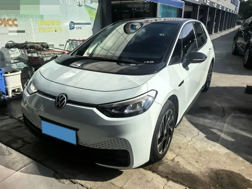 2023 VOLKSWAGEN ID.3 view 1