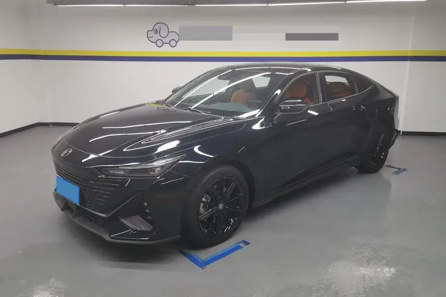 2023 CHANGAN UNI-V view 1