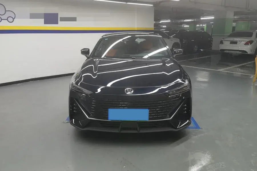 2023 CHANGAN UNI-V thumbnail 2