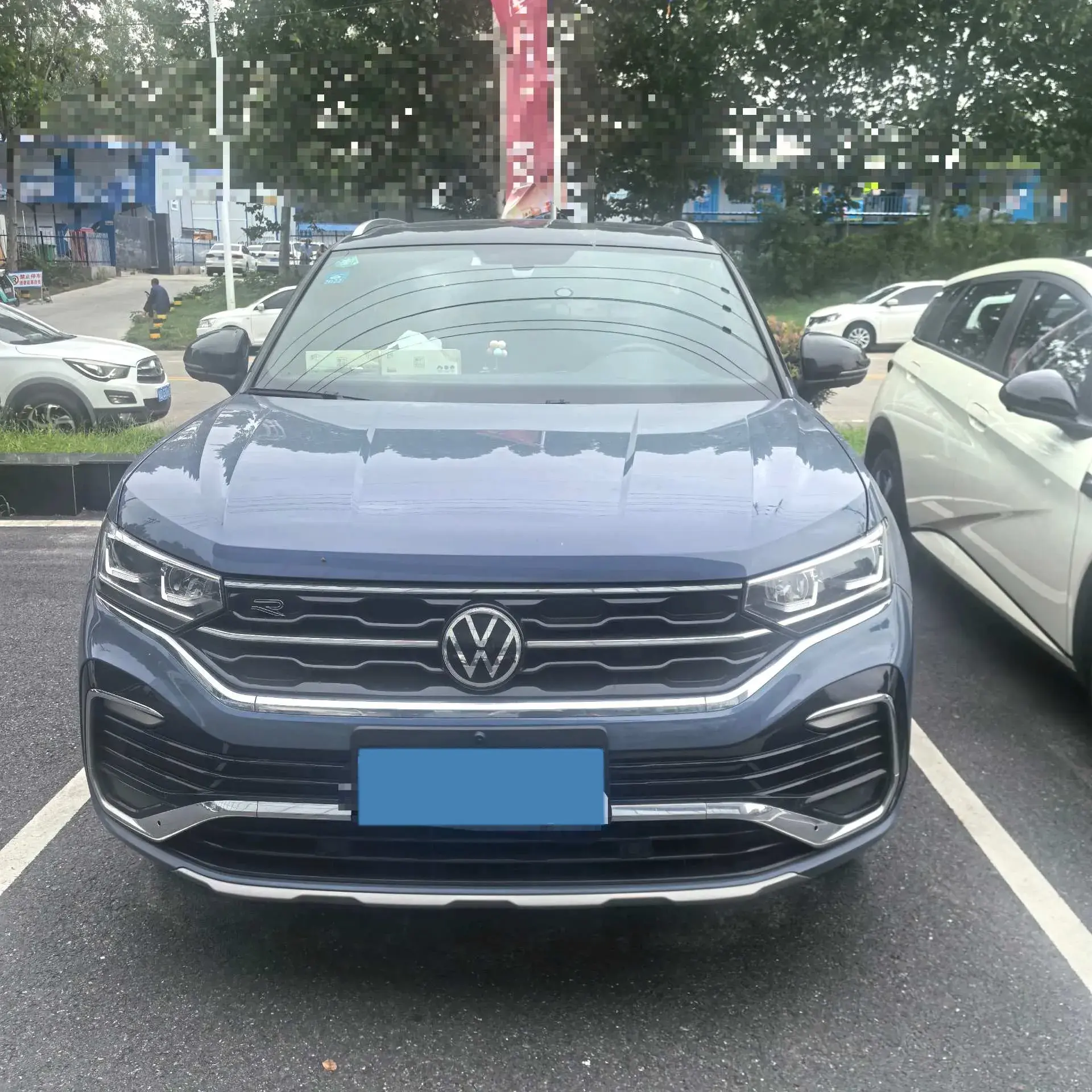 2020 VOLKSWAGEN TAYRON thumbnail 2