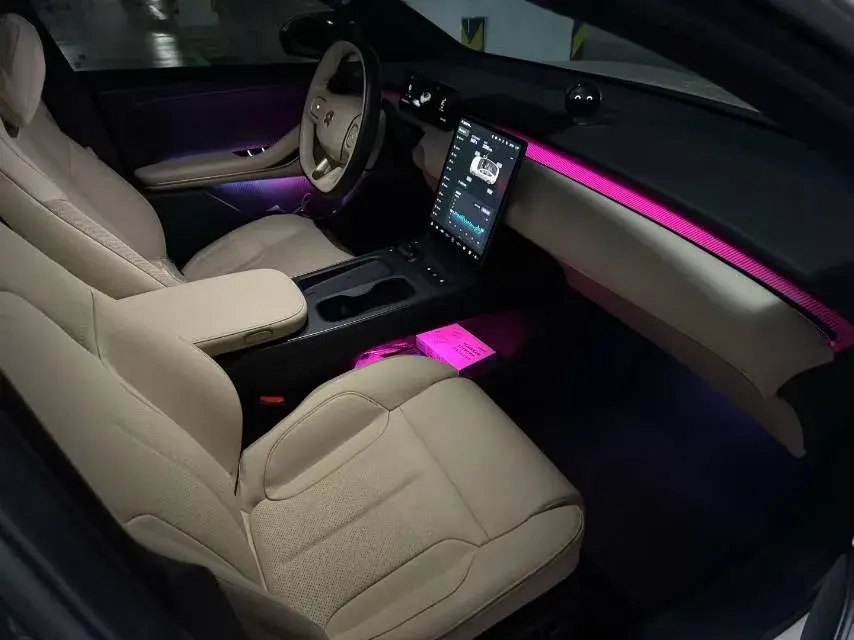 2022 NIO ET5 thumbnail 4