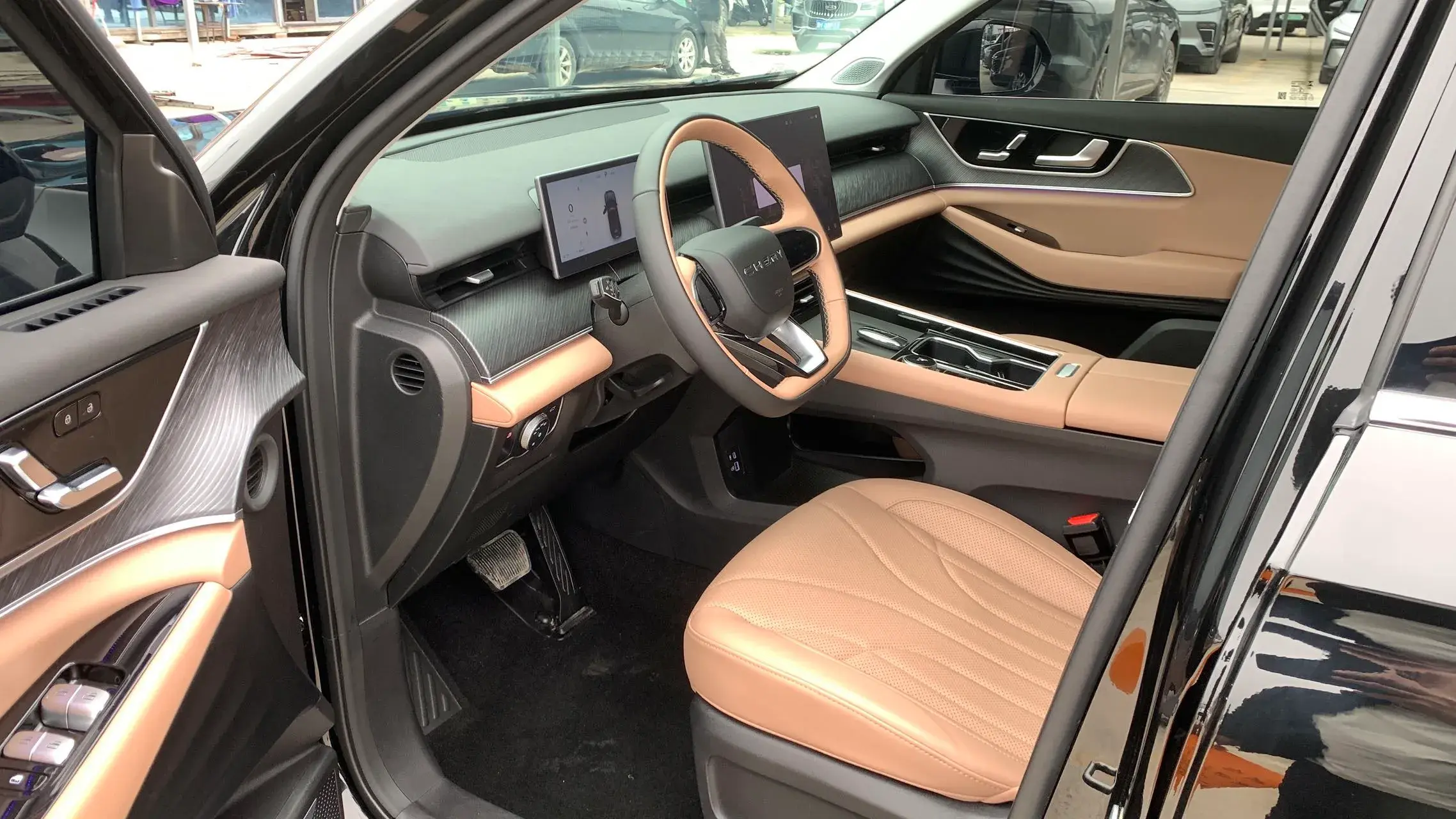 2024 CHERY TIGGO8L thumbnail 4