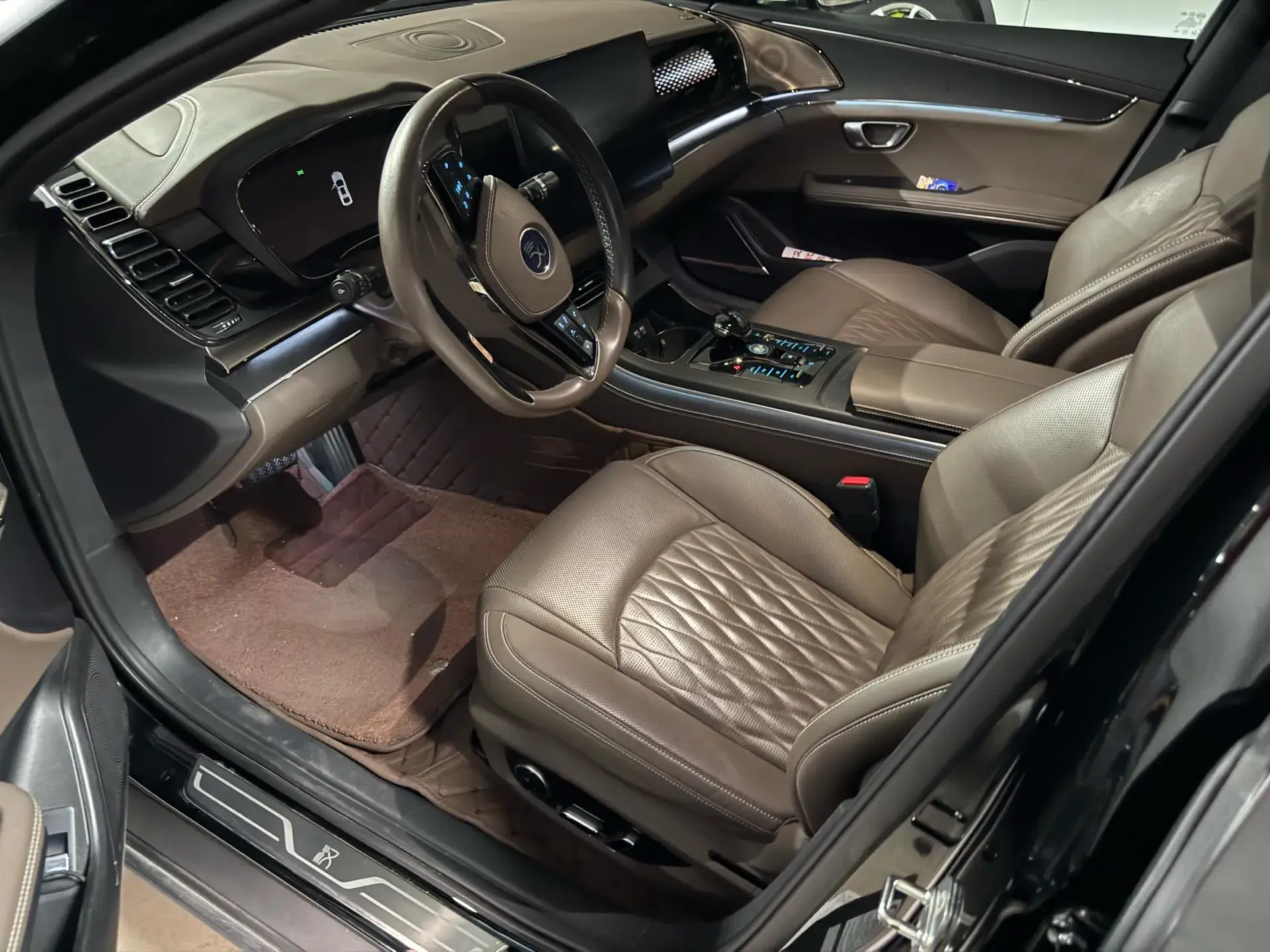 2020 BYD HAN thumbnail 3