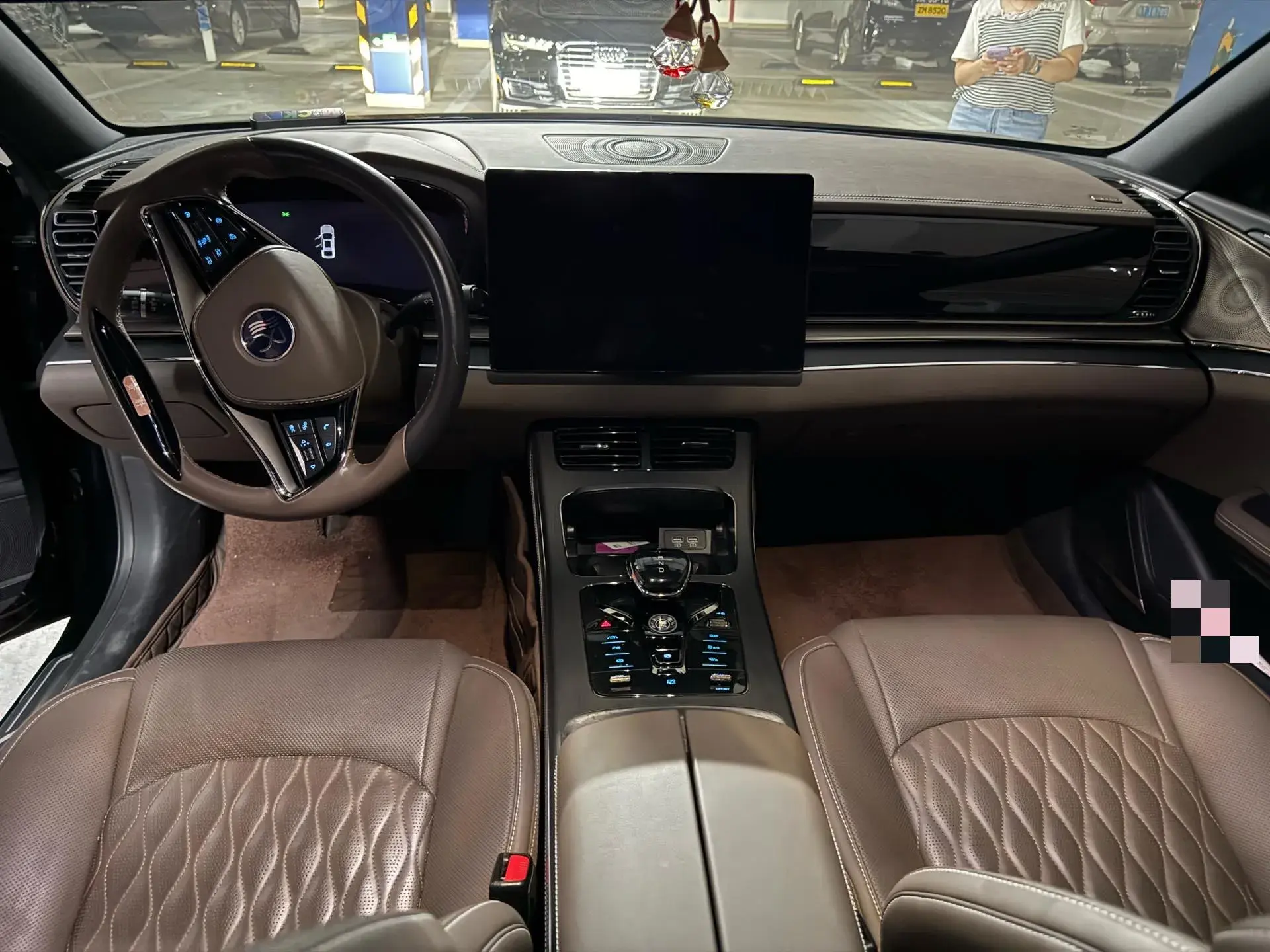 2020 BYD HAN thumbnail 4