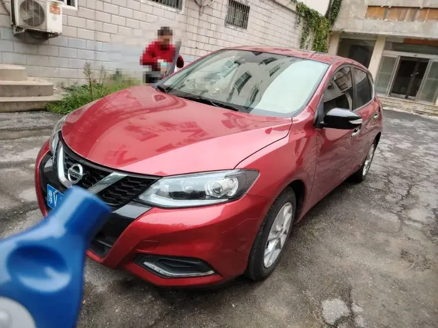 2023 NISSAN TIIDA view 1