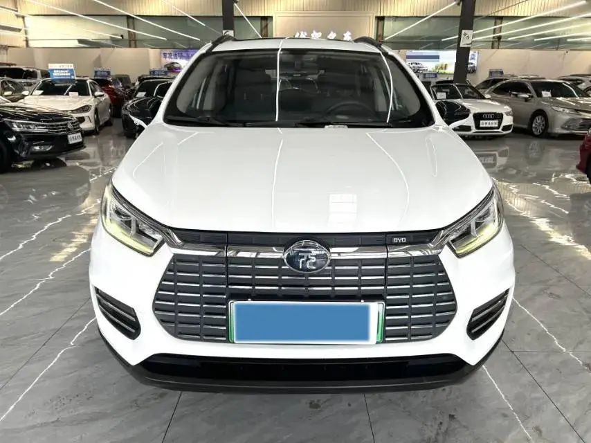 2018 BYD YUAN thumbnail 2