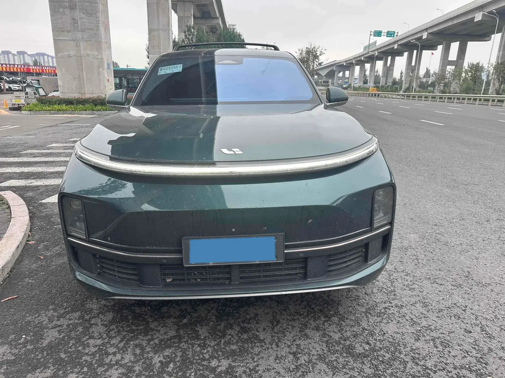 2023 LI L8 thumbnail 2