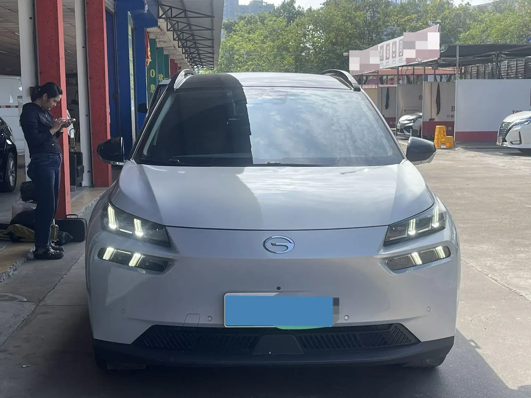 2022 AION V thumbnail 3