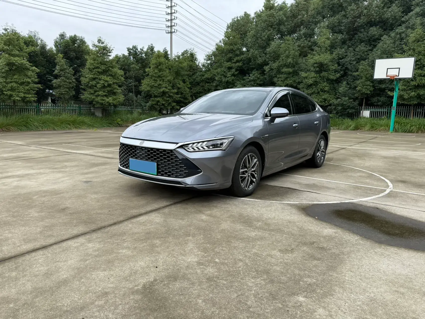 2021 BYD QIN view 1