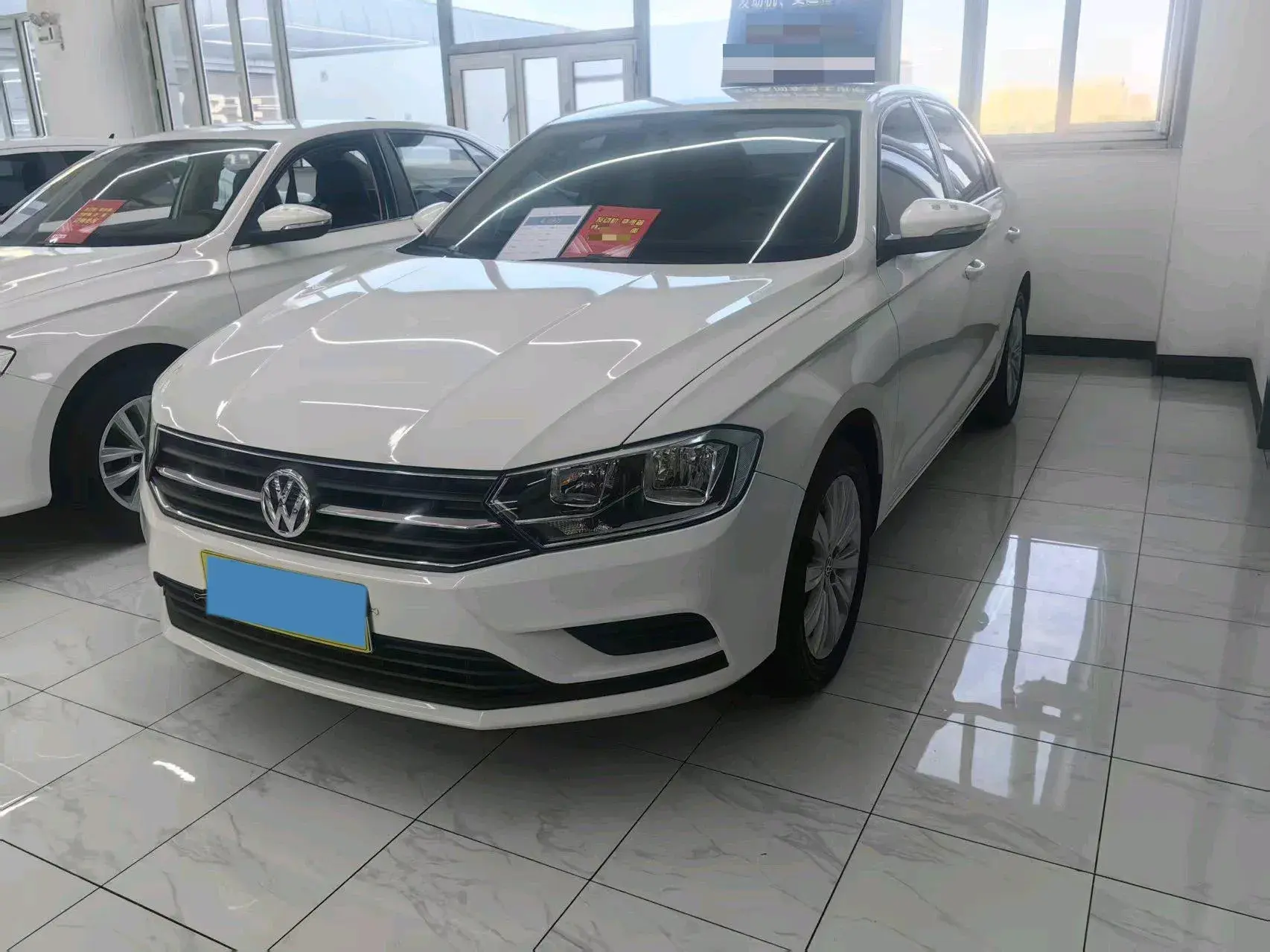 2019 VOLKSWAGEN BORA view 1