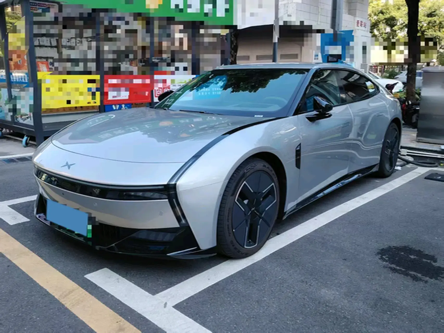 2025 XPENG P7 view 1