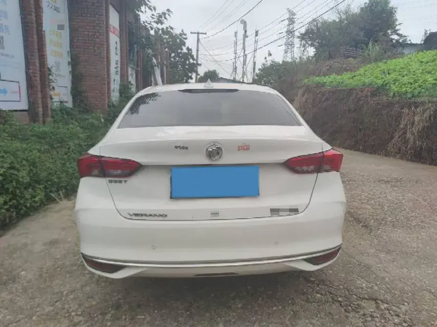 2022 BUICK VERANO thumbnail 4