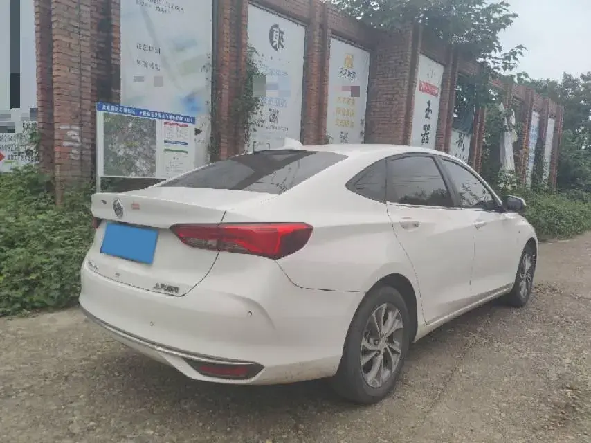 2022 BUICK VERANO thumbnail 3