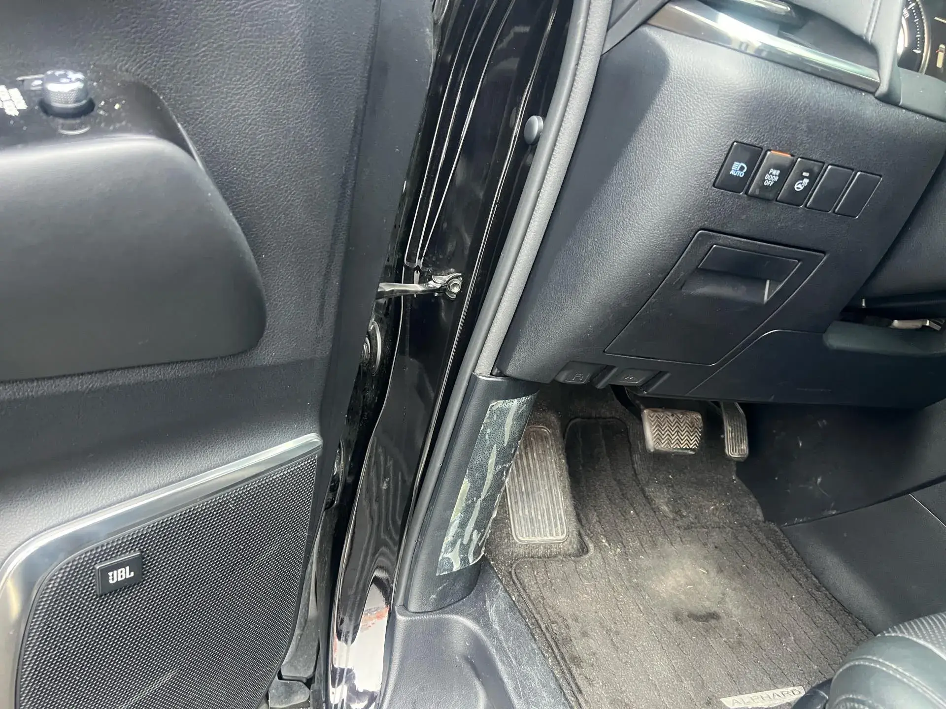 2020 TOYOTA VELLFIRE thumbnail 4