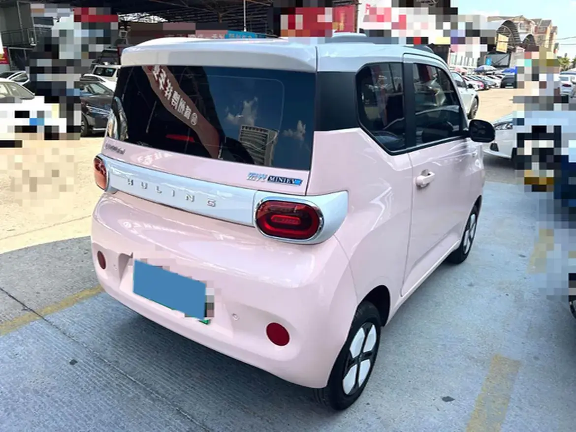 2024 WULING HONGGUANG thumbnail 4