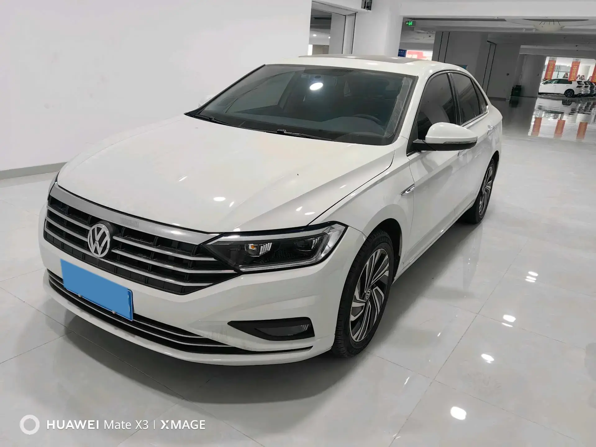 2022 VOLKSWAGEN SAGITAR view 1