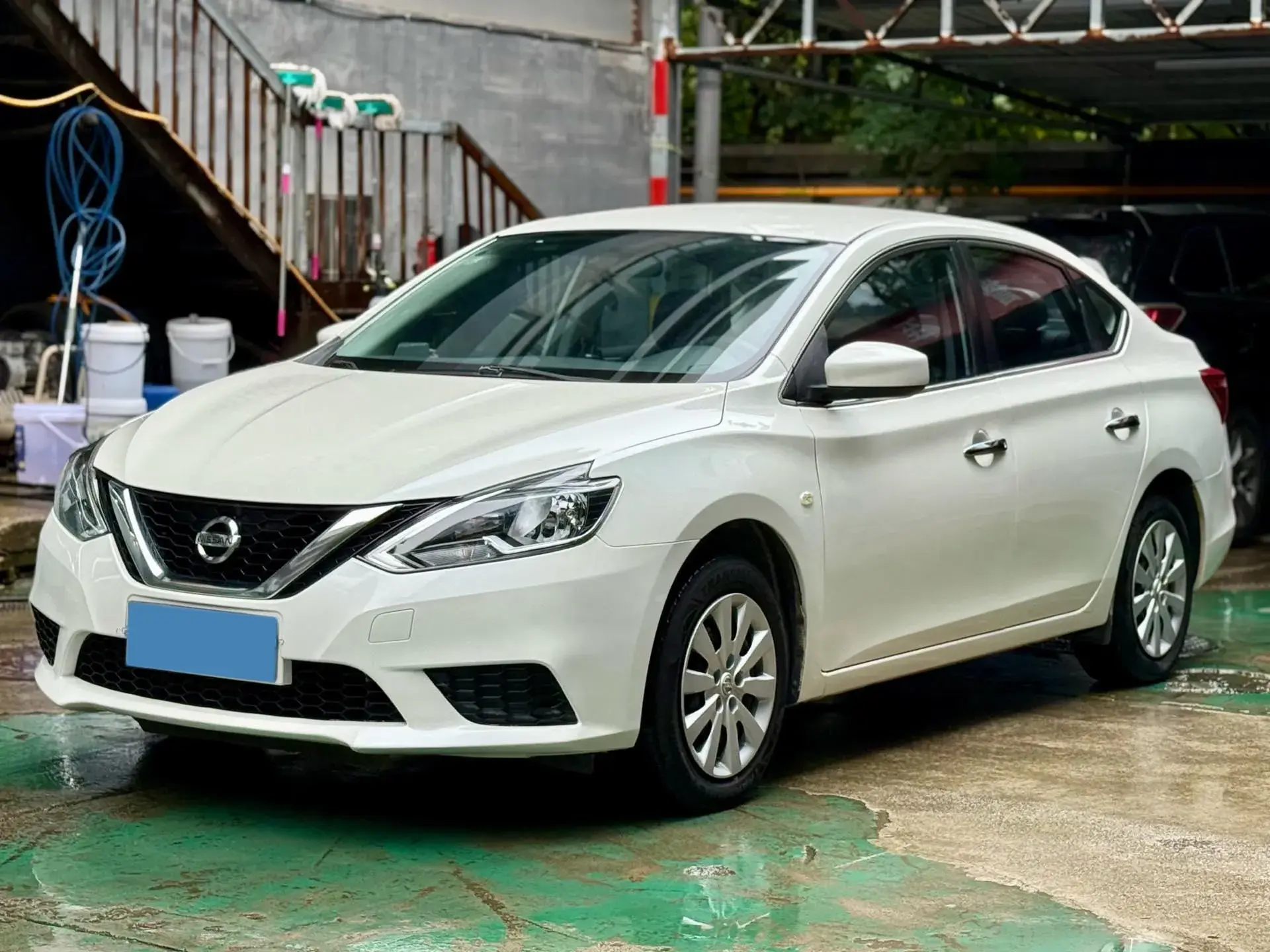 2021 NISSAN SYLPHY view 1