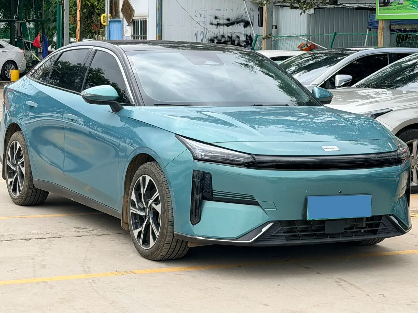 2023 GEELY GALAXY thumbnail 2