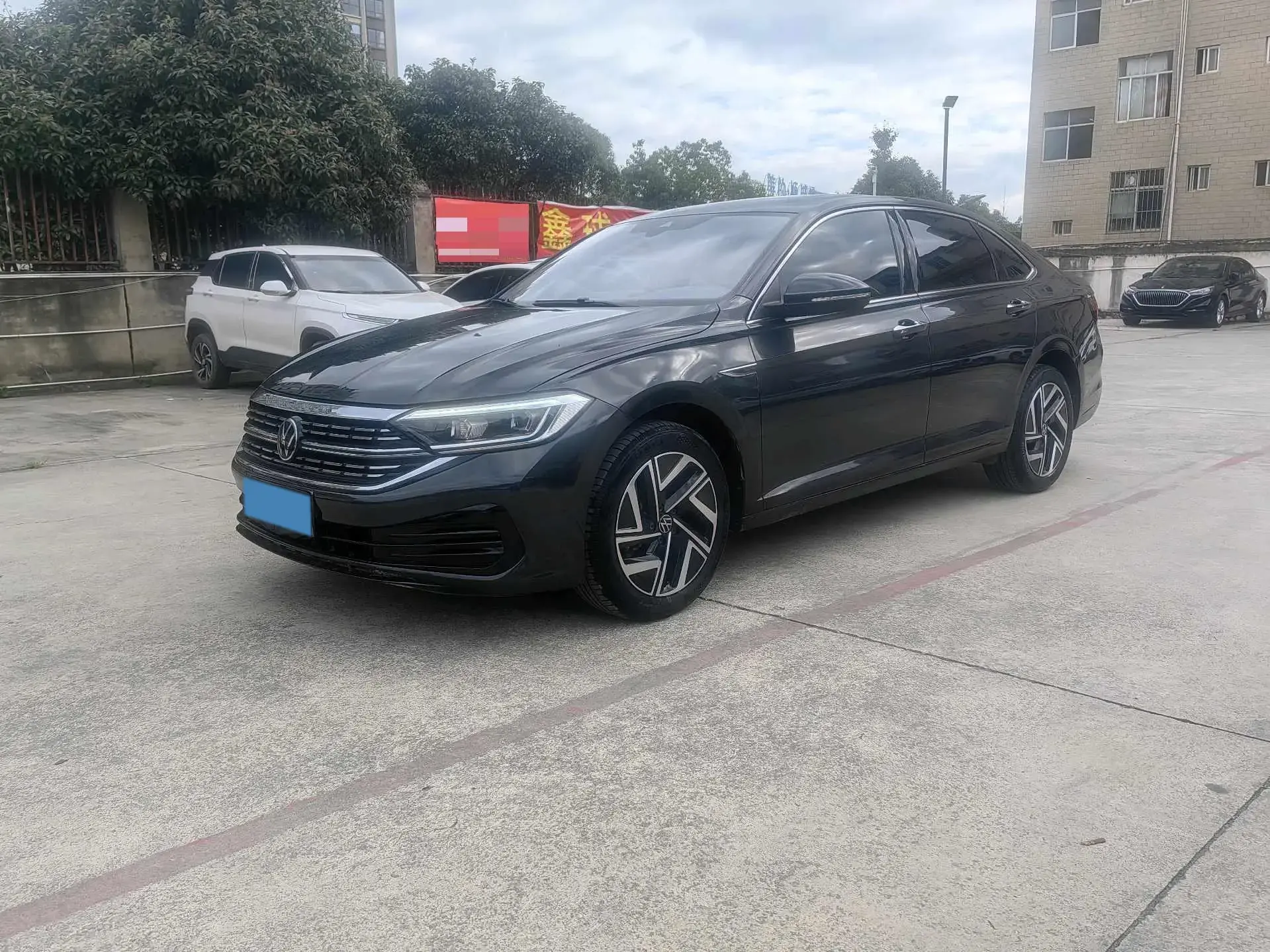 2023 VOLKSWAGEN SAGITAR view 1