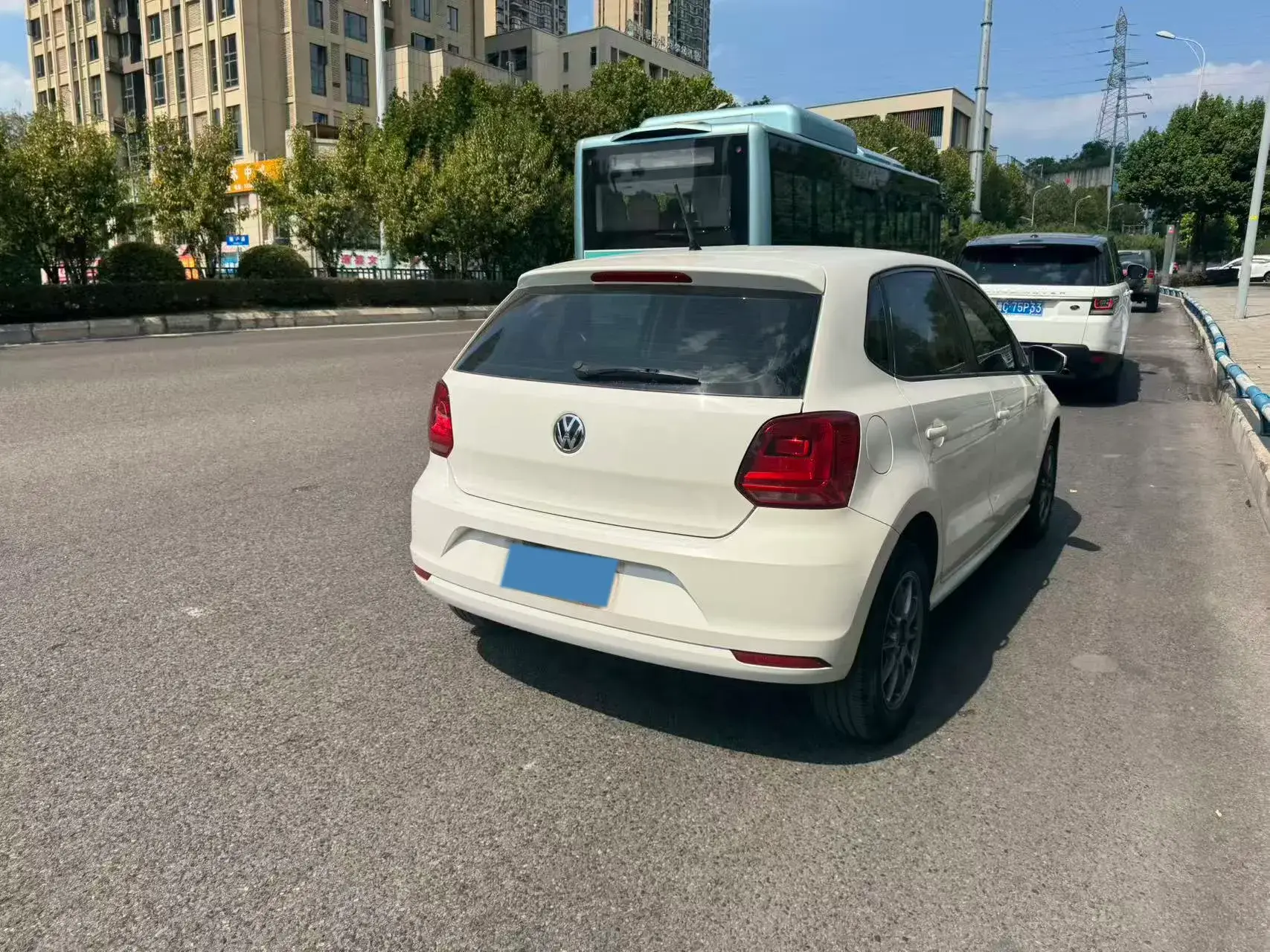 2018 VOLKSWAGEN POLO thumbnail 3