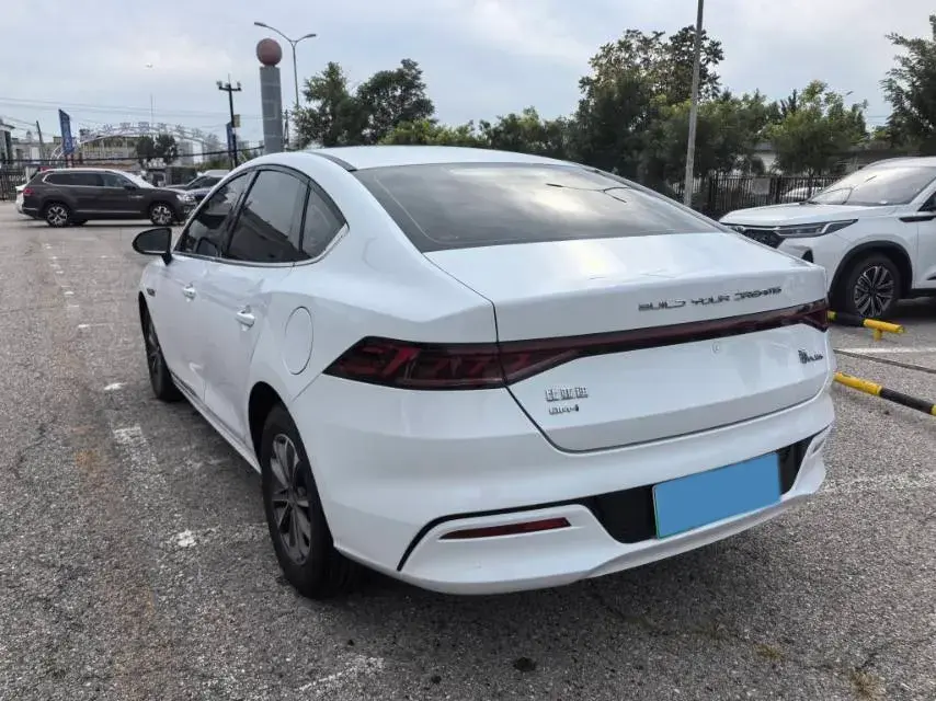 2024 BYD QIN thumbnail 4