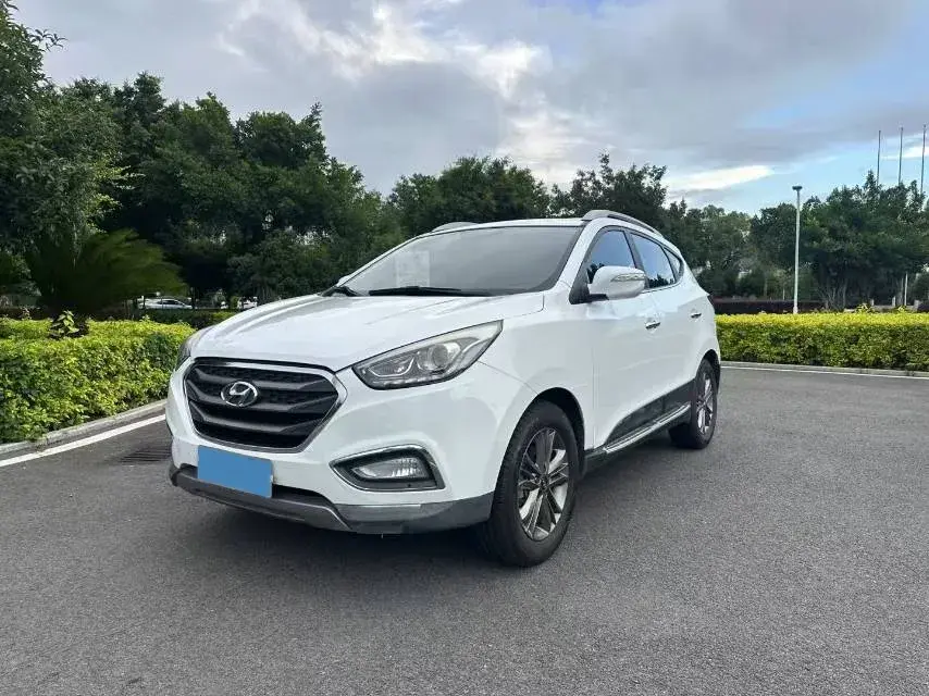 2015 HYUNDAI IX35 view 1