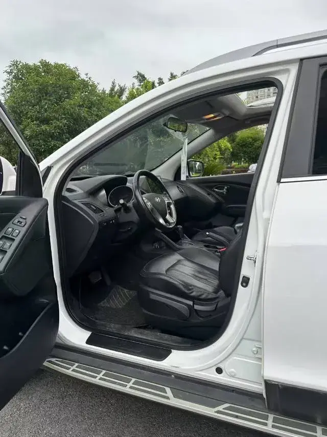 2015 HYUNDAI IX35 thumbnail 3