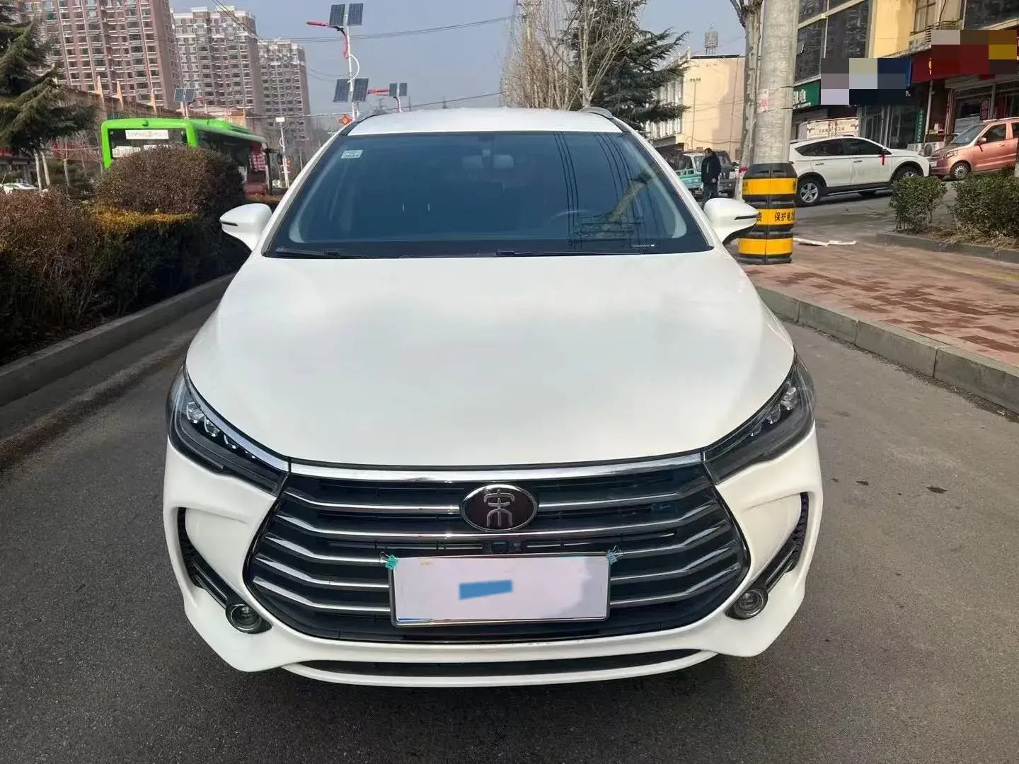 2018 BYD SONG thumbnail 2