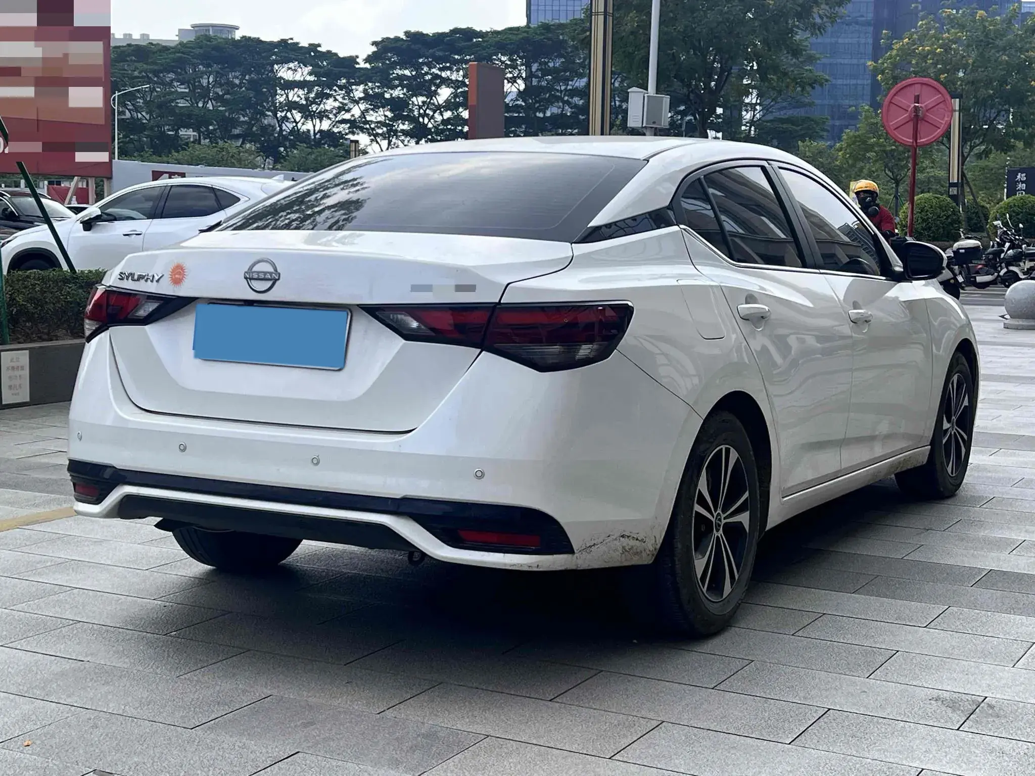 2023 NISSAN SYLPHY thumbnail 4