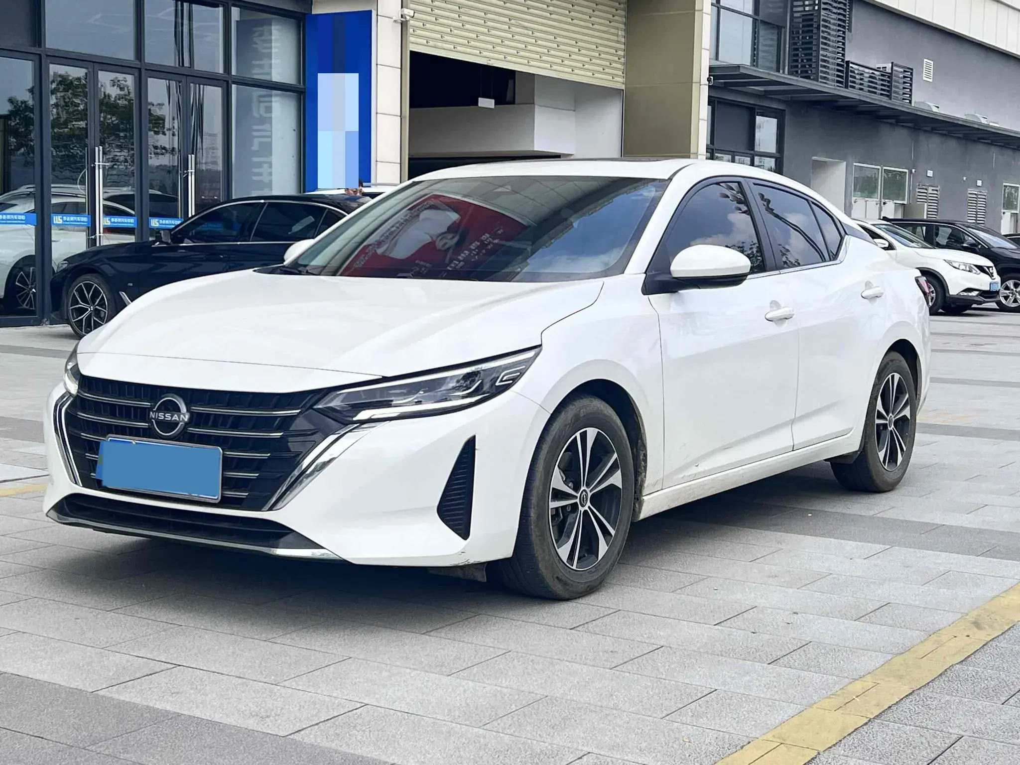 2023 NISSAN SYLPHY view 1