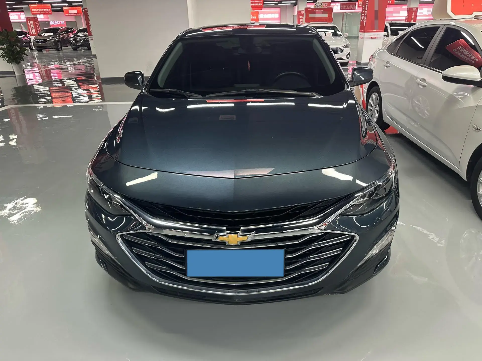 2021 CHEVROLET MALIBU thumbnail 2